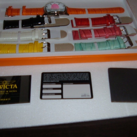 Peace and Love Invicta watch - Picture 5 of 6